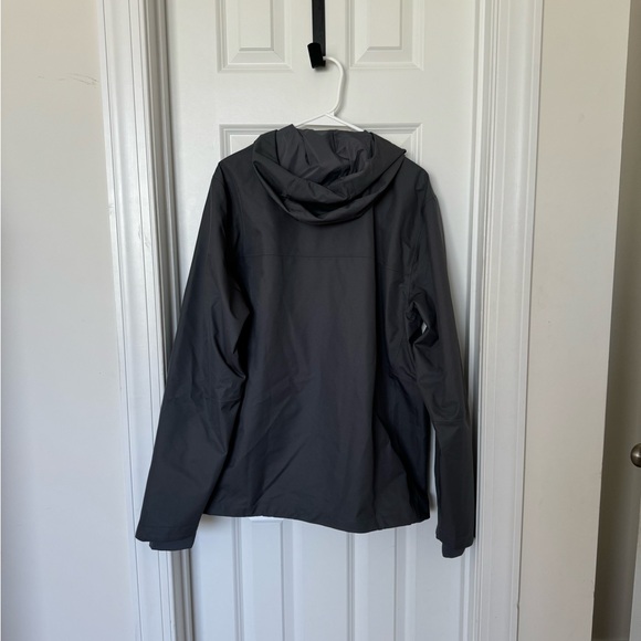 Men's UA Stormproof Lined Rain Jacket Large - Picture 4 of 4